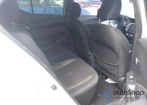 2019 Nissan Kicks S/Sr/Sv from USA, damaged, VIN 3N1CP5CU1KL560493